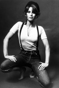 Joanna Lumley - jeans.jpg