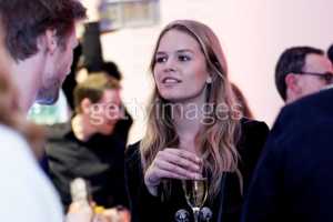 56e92623357f4_Zalando8.thumb.jpg.40f03fc