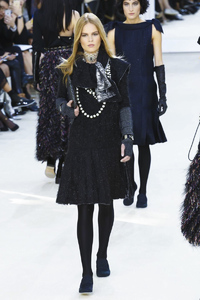 Chanel-RTW-FW16-Paris-2476-1457434720-bigthumb.jpg