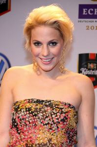Christina_Klein_Echo-Awards-2012_Vettri.Net-13.jpg