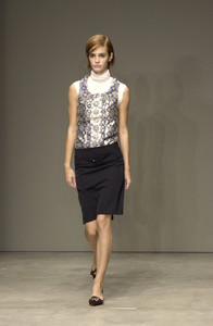 Prada_Spring_2002_k.jpg