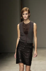 Prada_Spring_2002_v.jpg