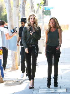 Rosie-Huntington-Whiteley-at-Troubadour-