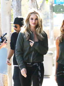 Rosie-Huntington-Whiteley-at-Troubadour-