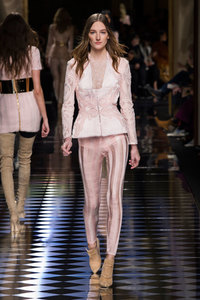 balmain-rf16-3144.jpg