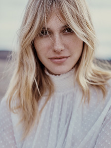 large_portrait114.thumb.jpg.03c1fb3f7935