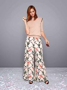 mehr-looks-im-premium-special-out-now-the-look-magazine-women_82783_38229.jpeg
