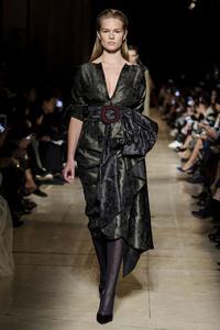 miu-miu-autumn-fall-winter-2016-pfw29.th