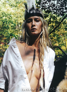 surface-tribe-04.thumb.jpg.c0d178a085fc6
