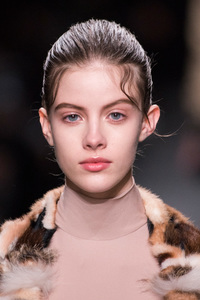 valentino-clpa-rf16-0552.thumb.jpg.f57d2