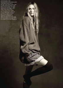 44265_septimiu29_LiisaWinkler_HarpersBazaarUK_Oct2010_122_359lo.jpg