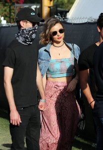 Miranda+Kerr+Coachella+Music+Festival+Day+sC4lkF59i94x.jpg