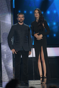 Adriana+Lima+Billboard+Latin+Music+Awards+OqofzJJ15tix.jpg