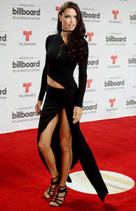 Adriana-Lima--Billboard-Latin-Music-Awards-2016--10.jpg