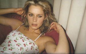 Blumarine-Juergen-Teller-styling-Venetia-Scott-Rosella-Tarabini-Make-Up-Dick-Page-Antonio-Gazzola-Model-Annie-Morton-027-1024x640.jpeg
