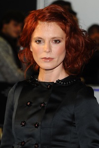 EmiliaFox_16486_5.jpg