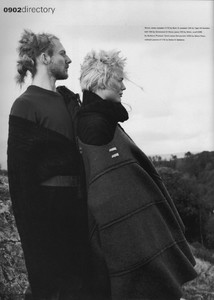 fanni_and_simon_photography_ben_mcdade_i-d_magazine_n223_september_2002_4.jpg