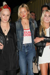 kate-hudson-at-guns-n-roses-concert-at-the-troubadour-in-west-hollywood-04-01-2016_9.jpg