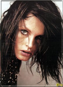 kylieB093.jpg
