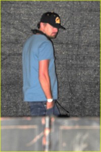 leo-dicaprio-low-profile-coachella-03.jpg