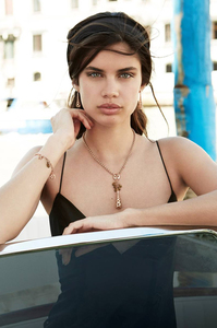 morellato-sara-sampaio-juan-betancourt-joyas-reloyes-coleccion-camapana-otono-invierno-2013.jpg