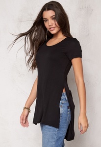 only-jewel-ss-long-top-black.jpg