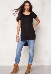 only-jewel-ss-long-top-black_1.jpg