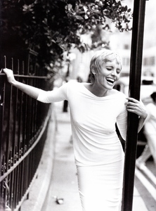 vogue_uk_jan_1998_25.jpg