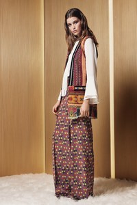 03-etro-resort-17.jpg