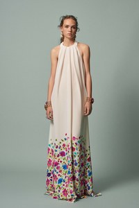 19-Oscar-de-la-Renta-Resort-2017.jpg