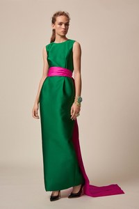 24-Oscar-de-la-Renta-Resort-2017.jpg