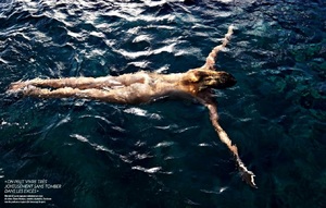 Estelle Lefebure underwater.jpg