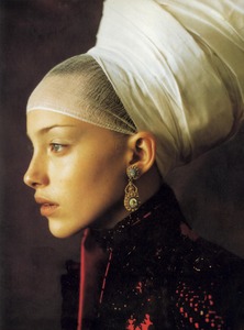 vogue roversi 97.jpg