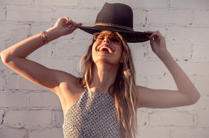Camila Morrone (1).jpg