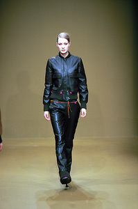 erika wall miumiu 99 (10).jpg