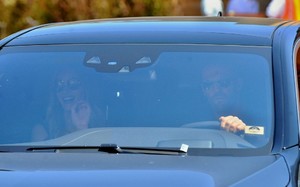 Rosie+Huntington+Whiteley+Rosie+Huntington+WREvk615vahx.jpg
