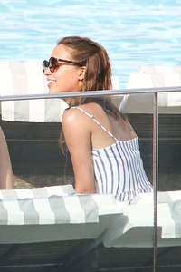 Alicia-Vikander-in-White-Bikini-2016--08.jpg
