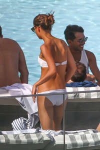 Alicia-Vikander-in-White-Bikini-2016--24.jpg