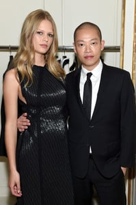 Jason_Wu_Friends_Celebrate_New_Chapter_Boss_fyKAUnCMXwFl.jpg