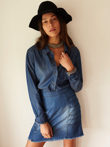 MOSS-DENIM-ZIP-FRONT-SKIRT.jpg