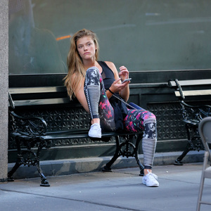 Nina_Agdal_12.05.2016_DAFDAW0002.jpg