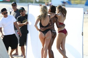 Victoria_Secret_Models_Photo_Shoot_Miami_VPwatijlsffx.jpg
