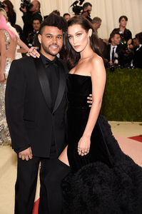 bella-hadid-weeknd-met-gala-050216-6.jpg