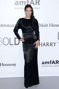 zAdriana-Lima--amfARs-23rd-Cinema-Against-AIDS-Gala--07.jpg