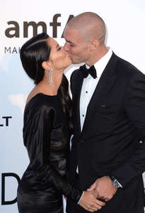 zAdriana-Lima--amfARs-23rd-Cinema-Against-AIDS-Gala--08.jpg