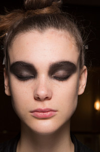 Sacai+Fall+2016+Backstage+wOLIhrZtRePx.jpg