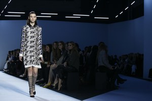 Giambattista+Valli+Fall+2016+3Lu67A55oa4x 2.jpg