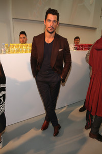 David+Gandy+Arrivals+Front+Row+Day+3+London+hdGq3CiYBbEx.jpg