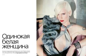 Vogue Russia December 2001 Model christina_kruse_Ph Bruno Dayan (1).jpg