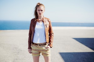 Audrey Favardin School Rag 2015 - 12.jpg